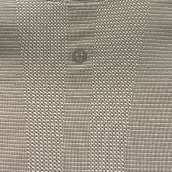 Swiftly Relaxed Long Sleeve - Picture 2 of 4